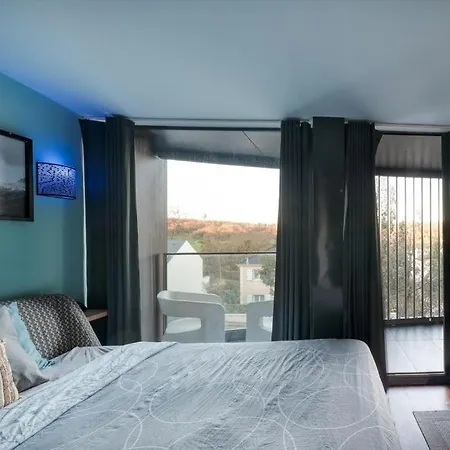 Queen With Balcony And Private Access 21h30-23h30 Coubron